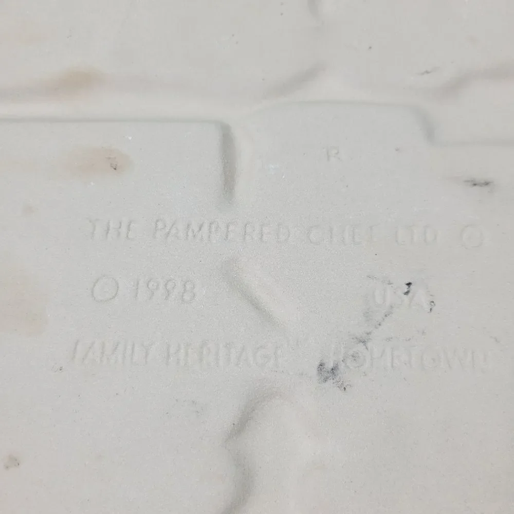 The Pampered Chef‎ 1998 Gingerbread Train Stoneware Mold